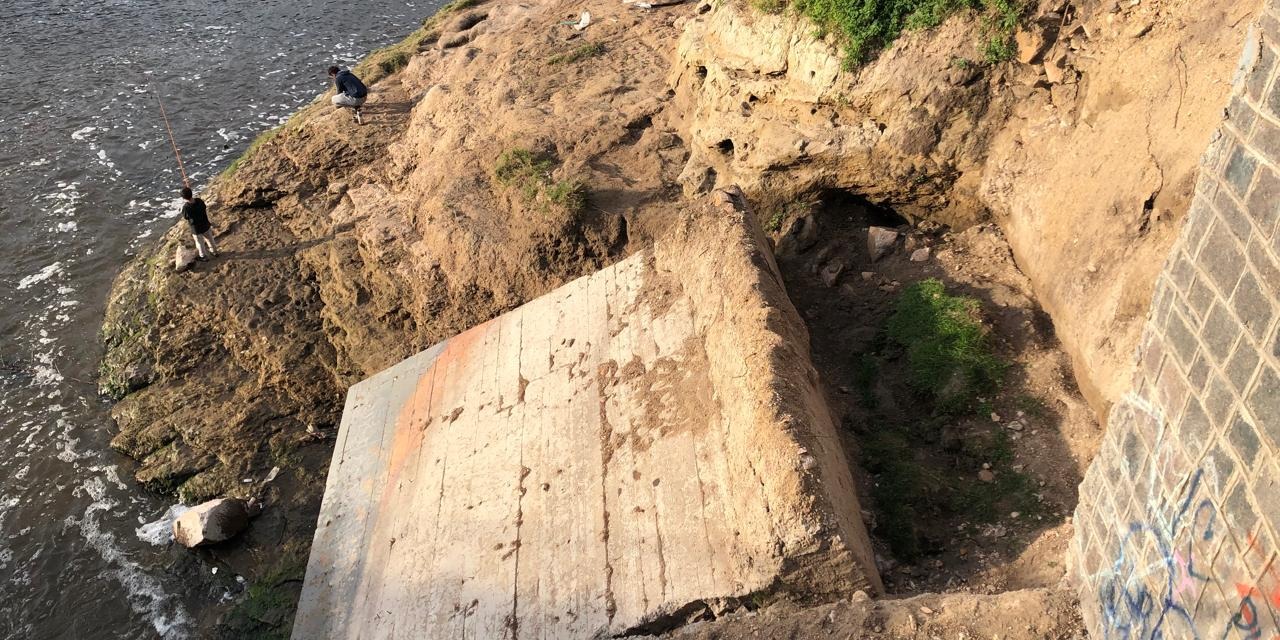 Por qu se cay el muro sobre el puente de la Hornos?
